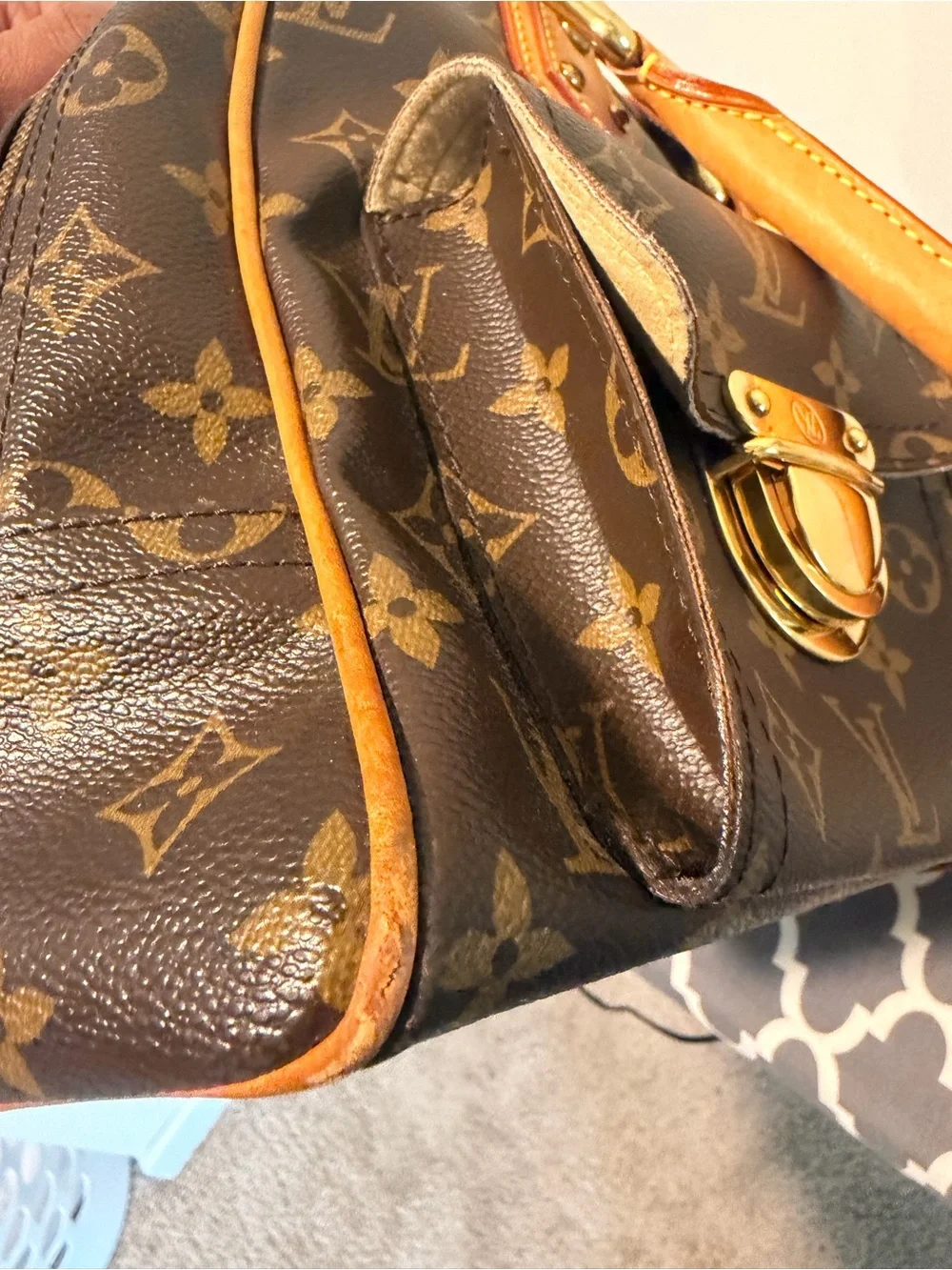 Louis Vuitton Manhattan GM: Monogram Canvas Satchel with Natural Vachetta Trim